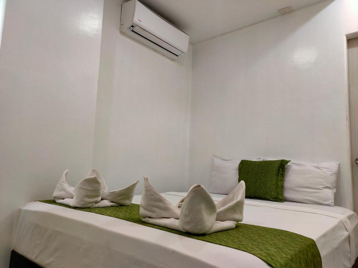Villa Rosita Hotel Naga  Exteriör bild