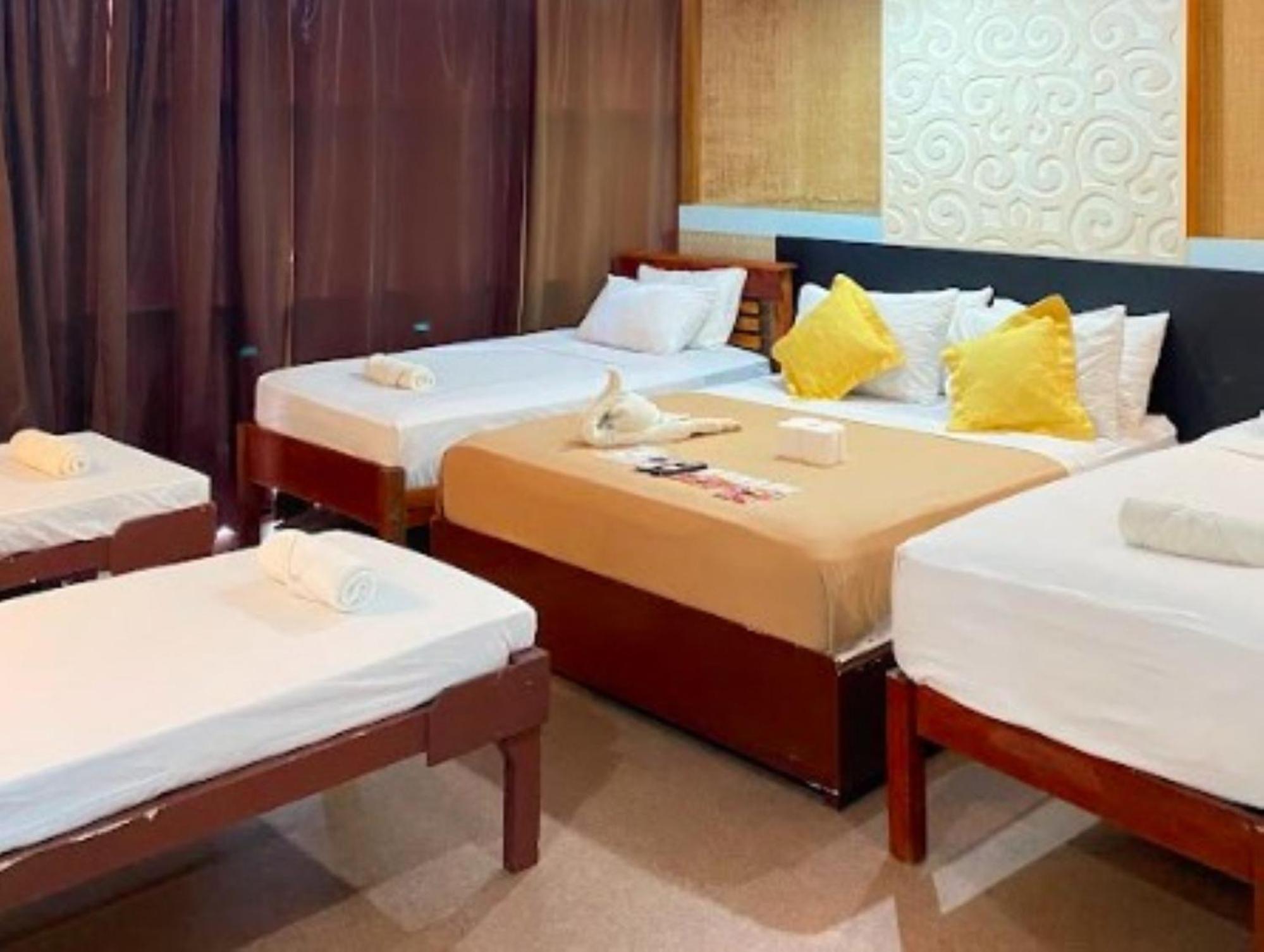 Villa Rosita Hotel Naga  Exteriör bild
